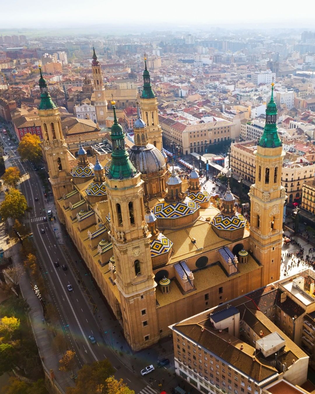 Basílica de Nossa Senhora do Pilar, Zaragoza, Espanha - @vipealotravel